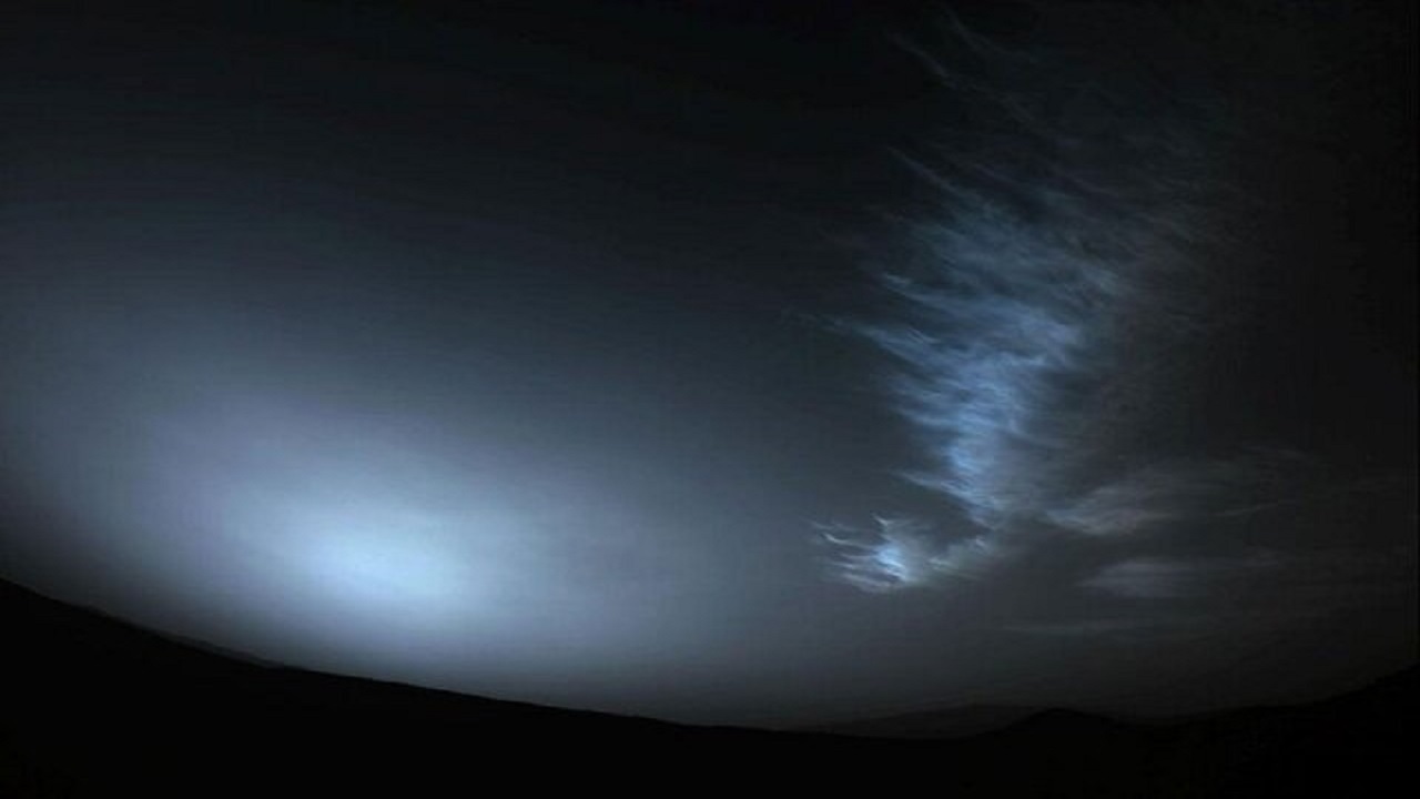 ابرهای متحرک برفراز مریخ را ببینید
