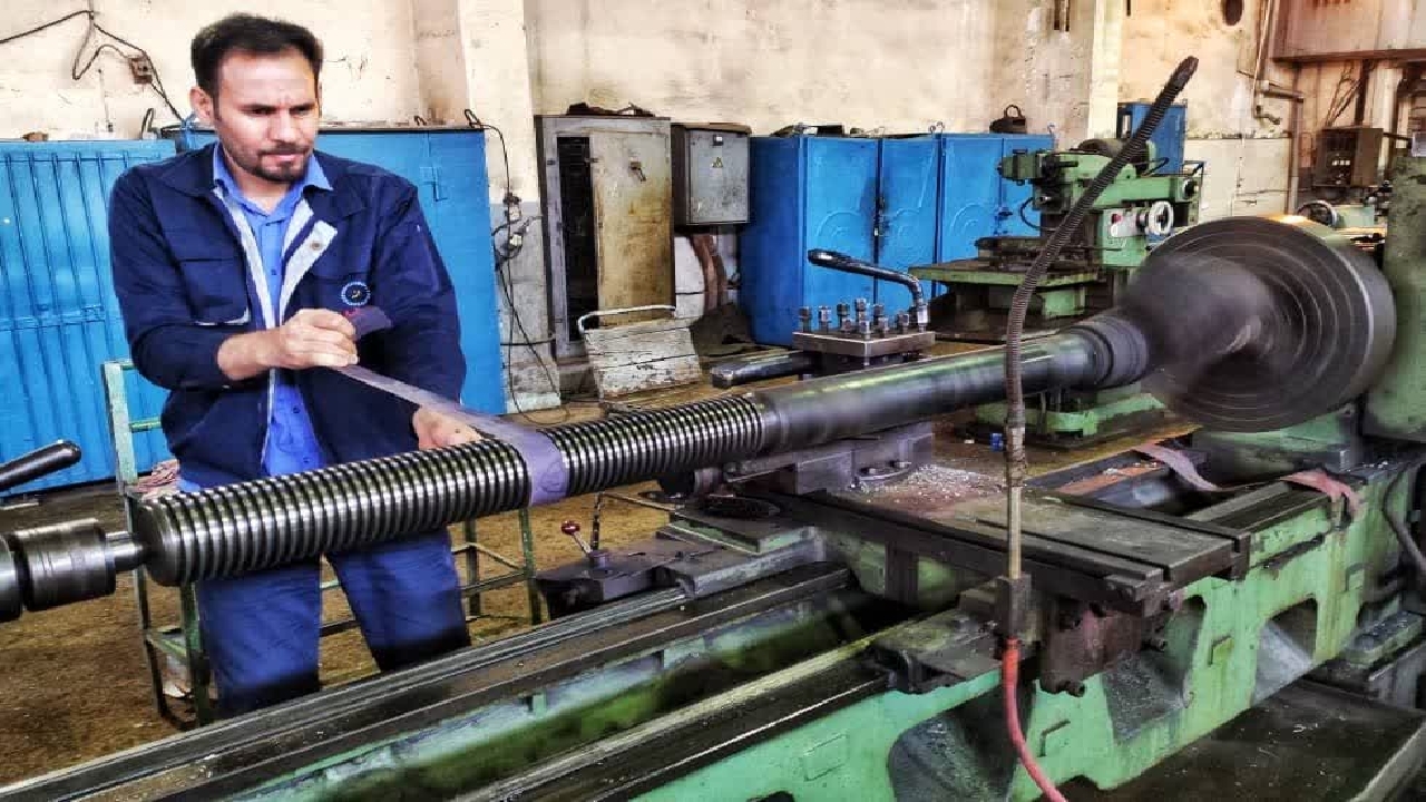 ساخت و بازسازی بیش از ۷ هزار قطعه تخصصی در نیروگاه رامین اهواز