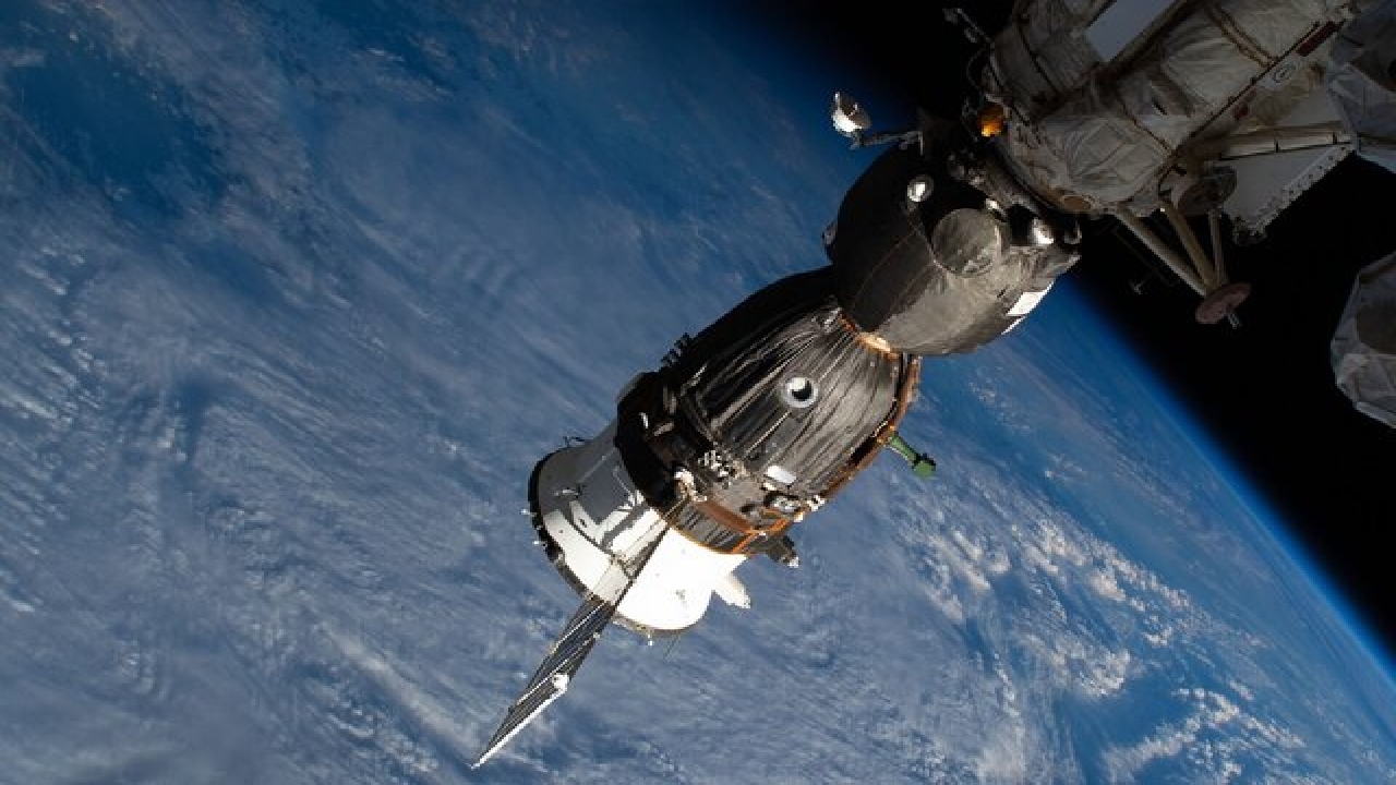 جدا شدن کپسول معیوب سایوز از ایستگاه فضایی