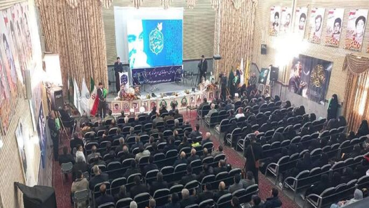 برگزاری همایش شعر و ادب سردار سرباز در آذرشهر