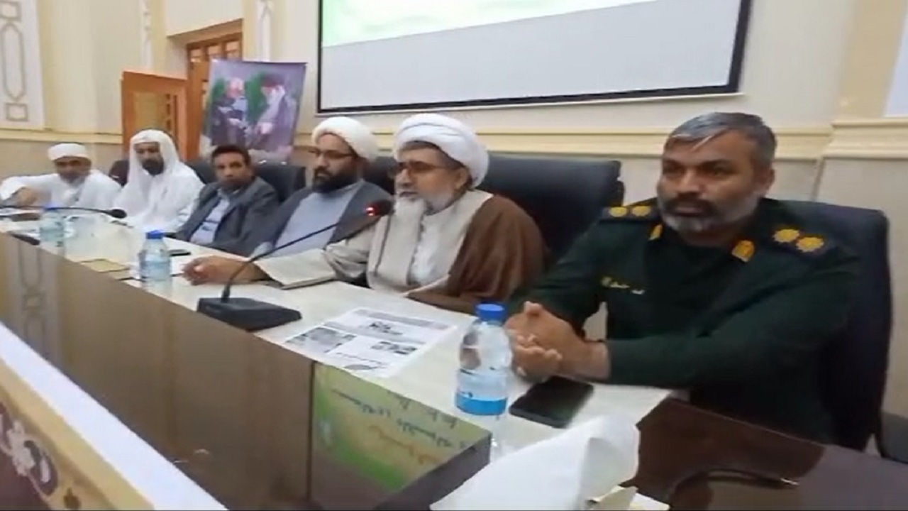 برگزاری همایش نقش روحانیت در پیشرانی جبهه اسلامی در بستک