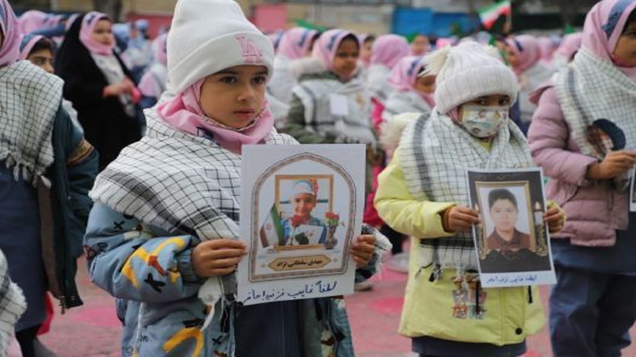زنگ یادبود ۲۲ شهید دانش‌آموز حادثه تروریستی کرمان در گرگان