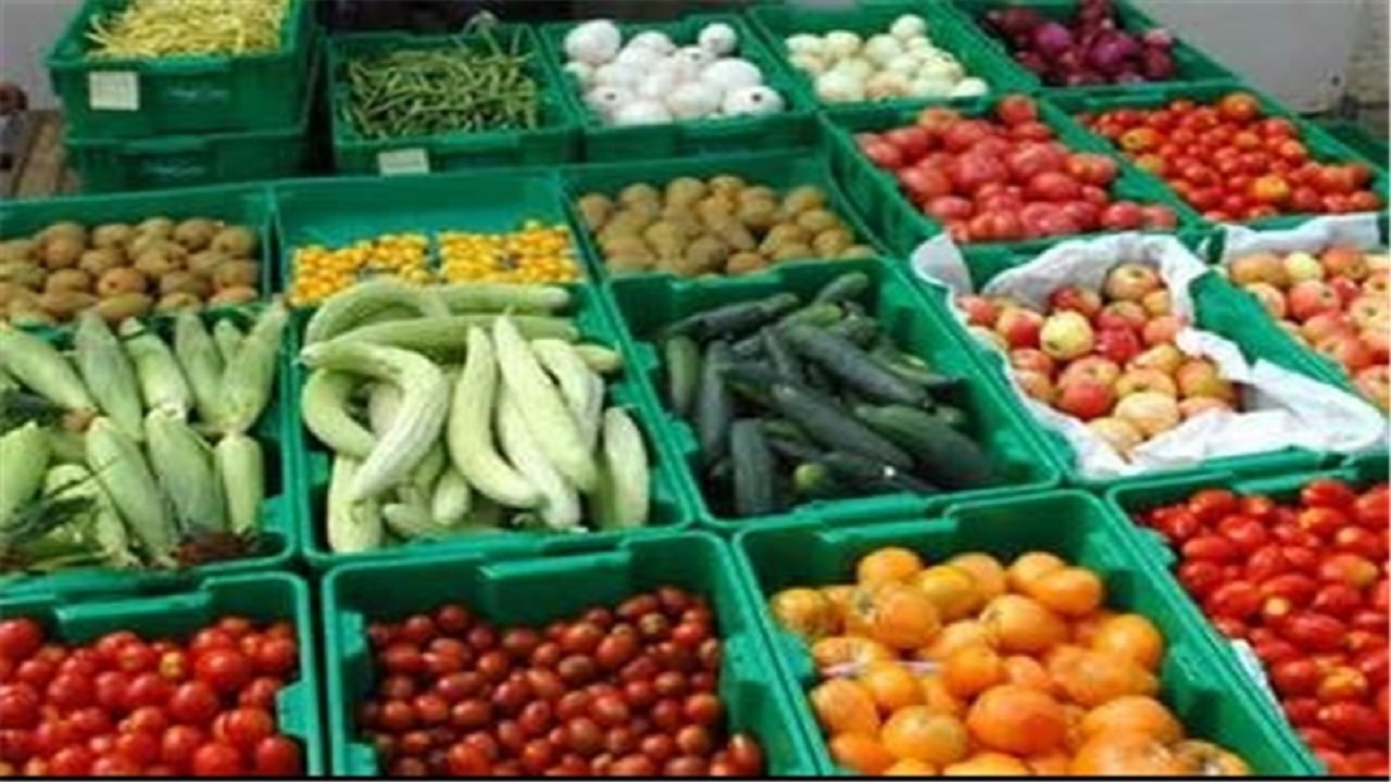 ۲۱ هزار تن محصول گلخانه‌ای از استان اردبیل صادر شد