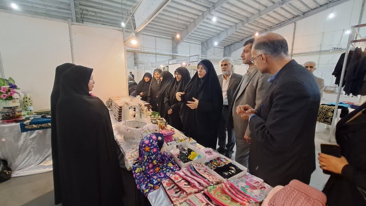 برپایی نمایشگاه صنایع‌دستی، سوغات و توانمندی‌های بانوان آذربایجان غربی