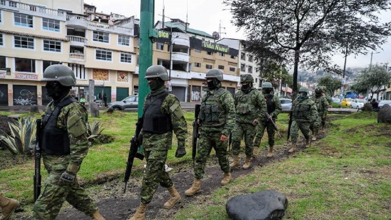 اکوادور: بیش از ۴۰ کارمند زندان از اسارت زندانیان شورشی آزاد شدند