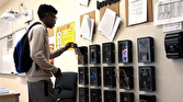 باشگاه خبرنگاران -دزدی هزاران تلفن همراه و تبلت در مدارس شیکاگو 
