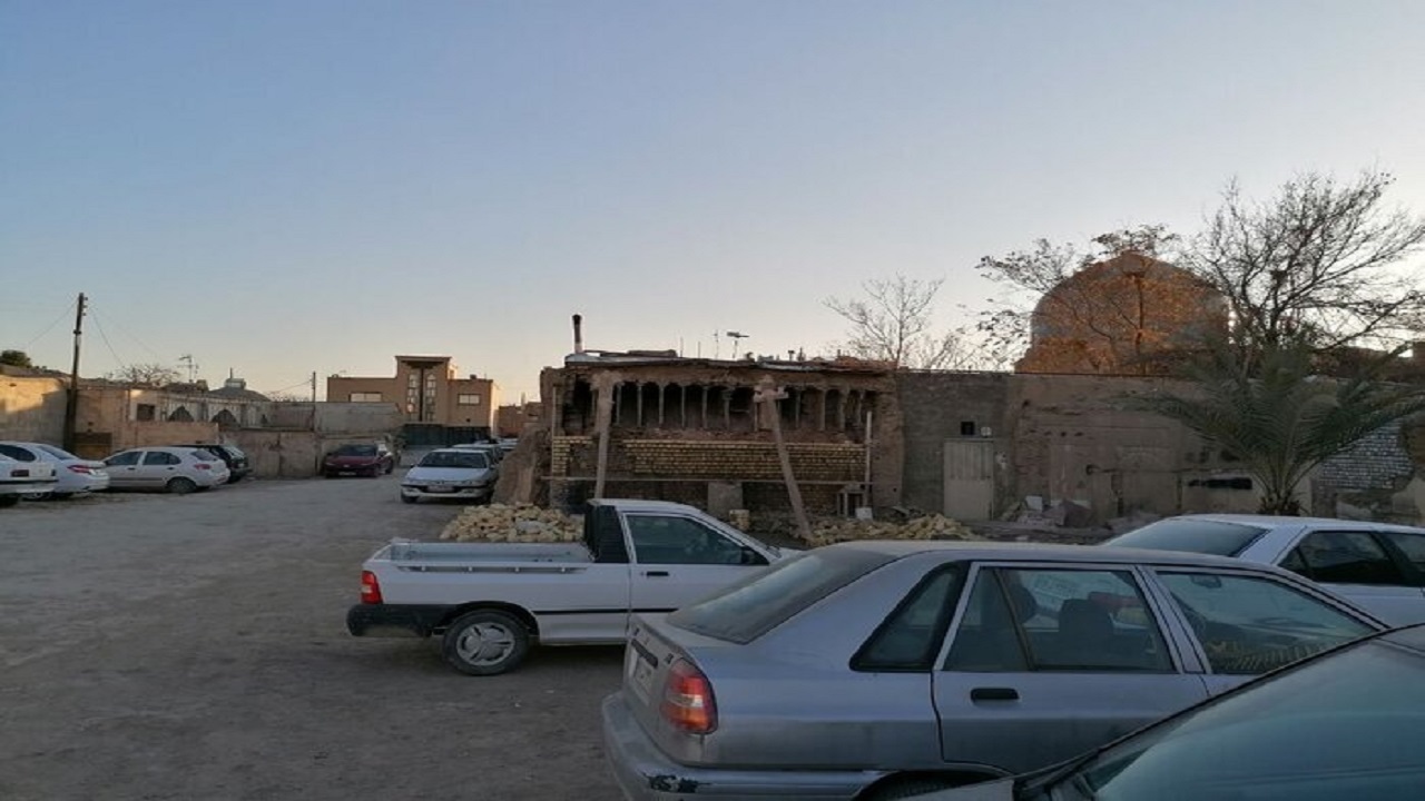 روایتِ خانه‌های بر باد رفته در گذرِ گردشگری آقانجفی اصفهان