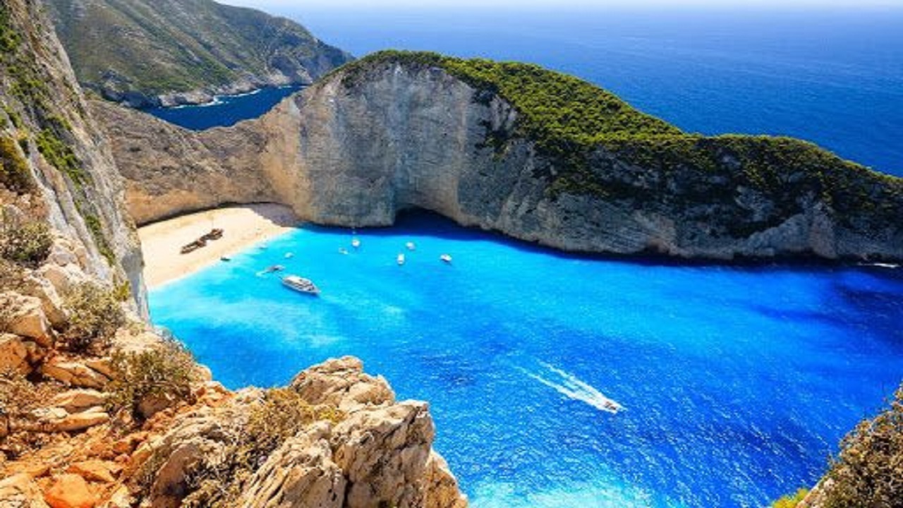 زیباترین ساحل دنیا در یونان + فیلم