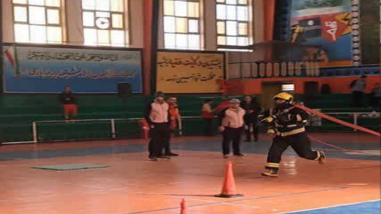 ساری قهرمان مسابقات آمادگی جسمانی آتش نشانان مازندران