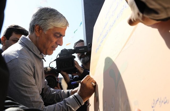 وزیر ورزش در راهپیمایی ۲۲ بهمن