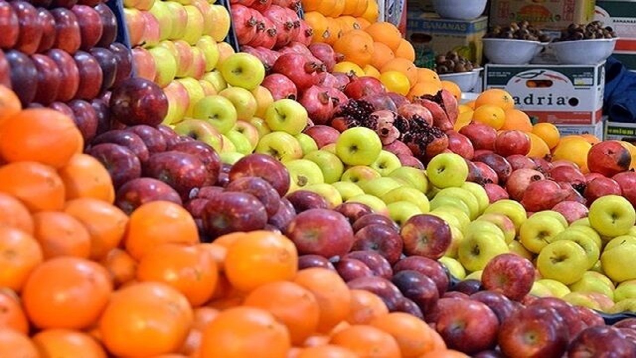 آغاز توزیع میوه تنظیم بازار شب عید از ۲۶ اسفندماه امسال