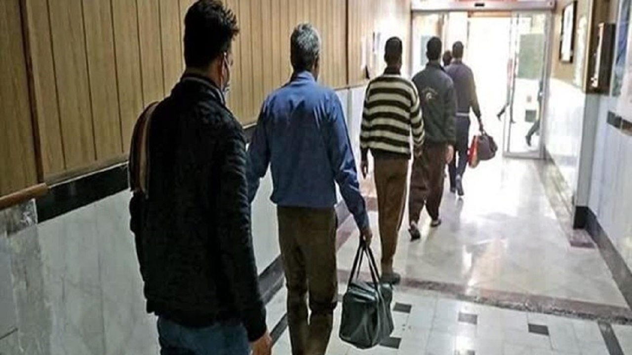 آزادی ۵۰ زندانی استان قم در سایه عنایت مولای متقیان
