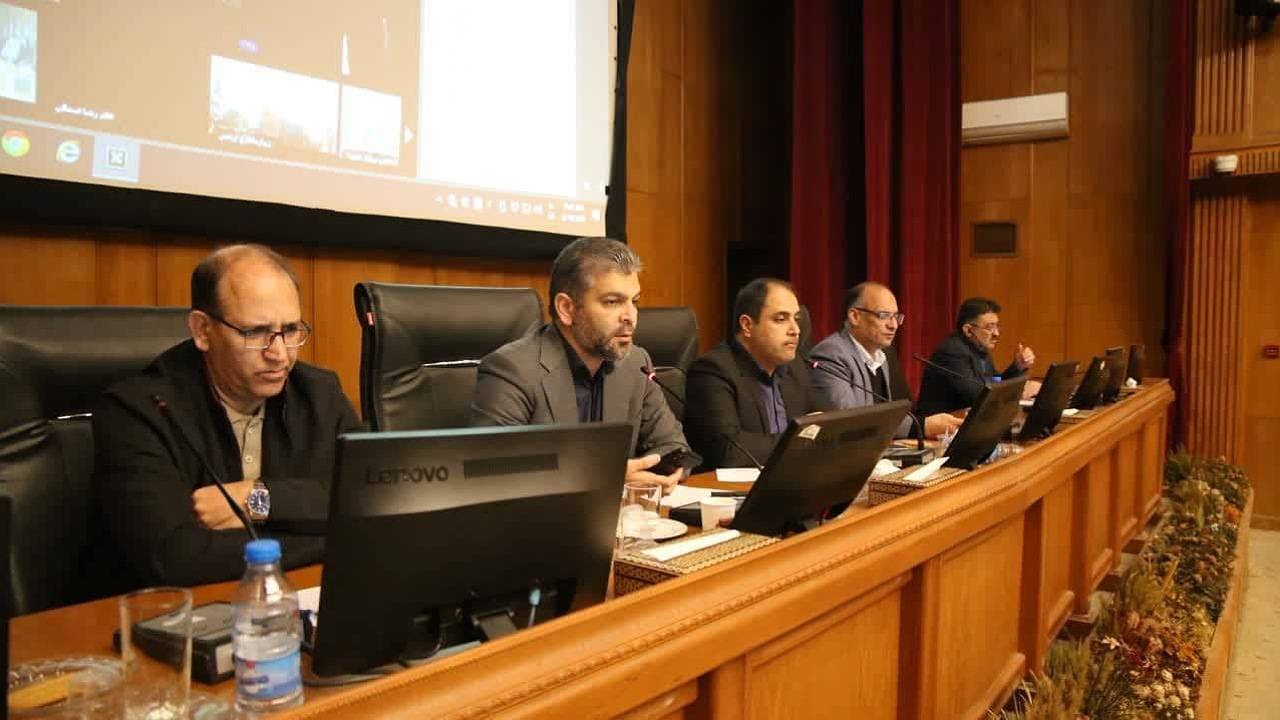 نشست بررسی نهایی شدن اجرای طرح کالابرگ الکترونیکی در کرمان