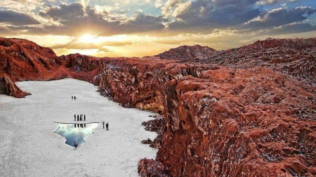 گنبد نمکی قم؛ زمینی شبیه به مریخ + فیلم