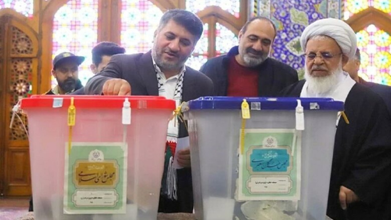 ۱۱ اسفندماه، سند متقن وفاداری و فداکاری مردم دارالعباده