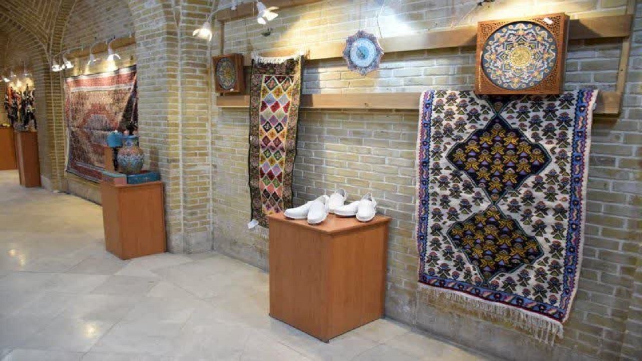 برپایی نمایشگاه صنایع‌دستی در بیجار