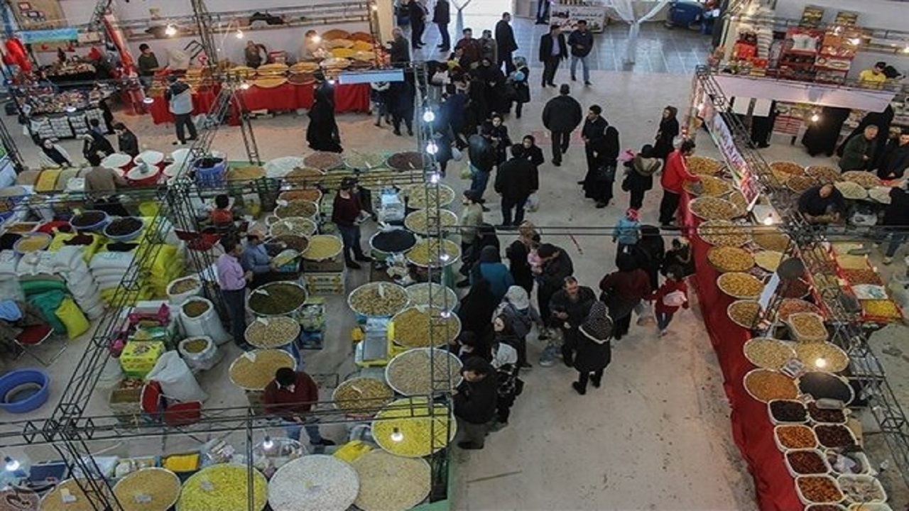 نمایشگاه ویژه ماه مبارک رمضان و نوروز در لرستان برپا شد