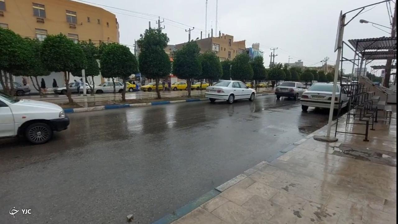بارش باران بهاری در آخرین روزهای زمستانی خرمشهر