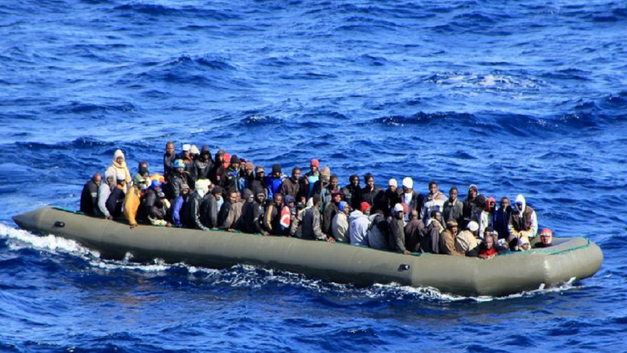 غرق شدن ۶۰ پناهجو در دریای مدیترانه