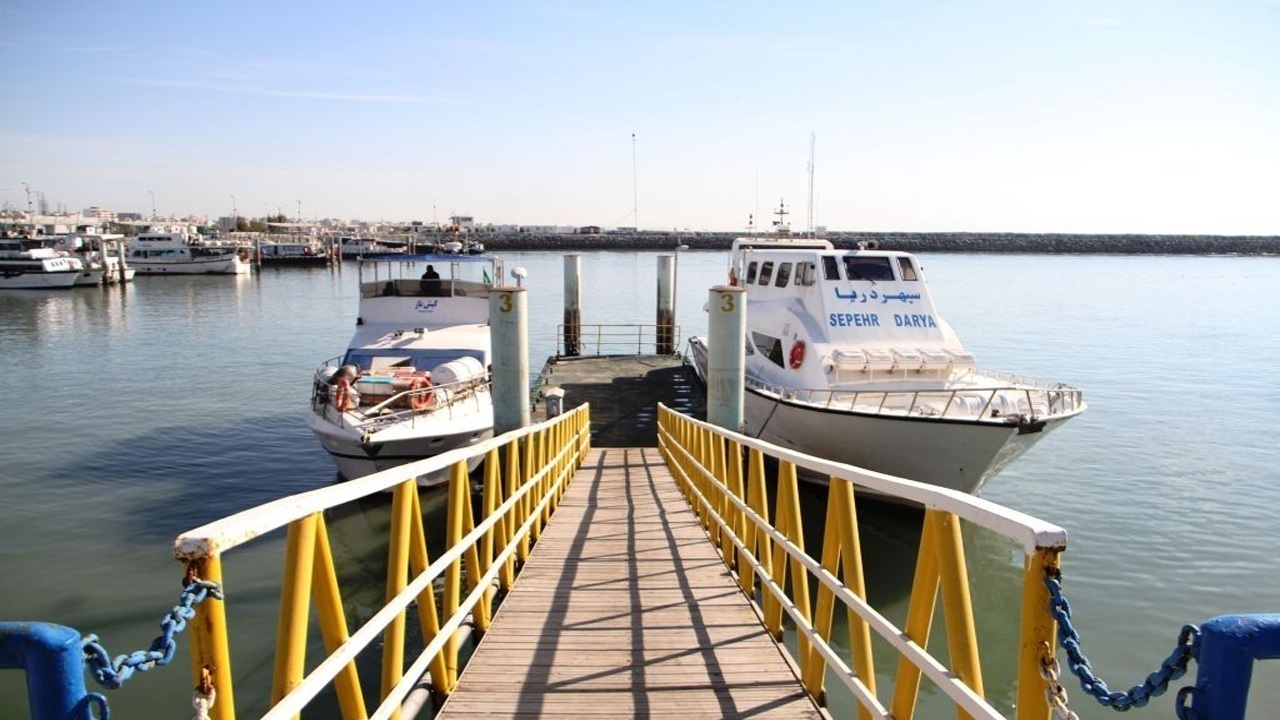 ارائه خدمات سفر دریایی در قشم با ۸۰ فروند شناور