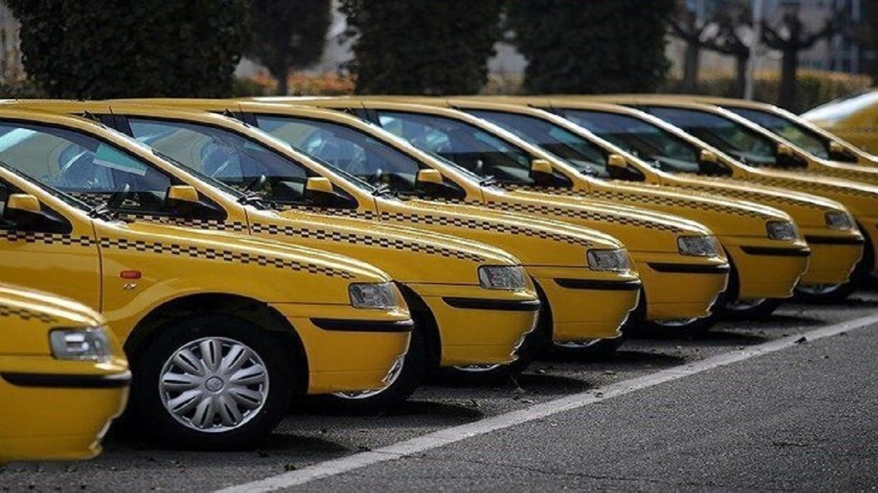 خدمات‌رسانی ۱۵۰ تاکسی در قم همزمان با لحظات تحویل سال