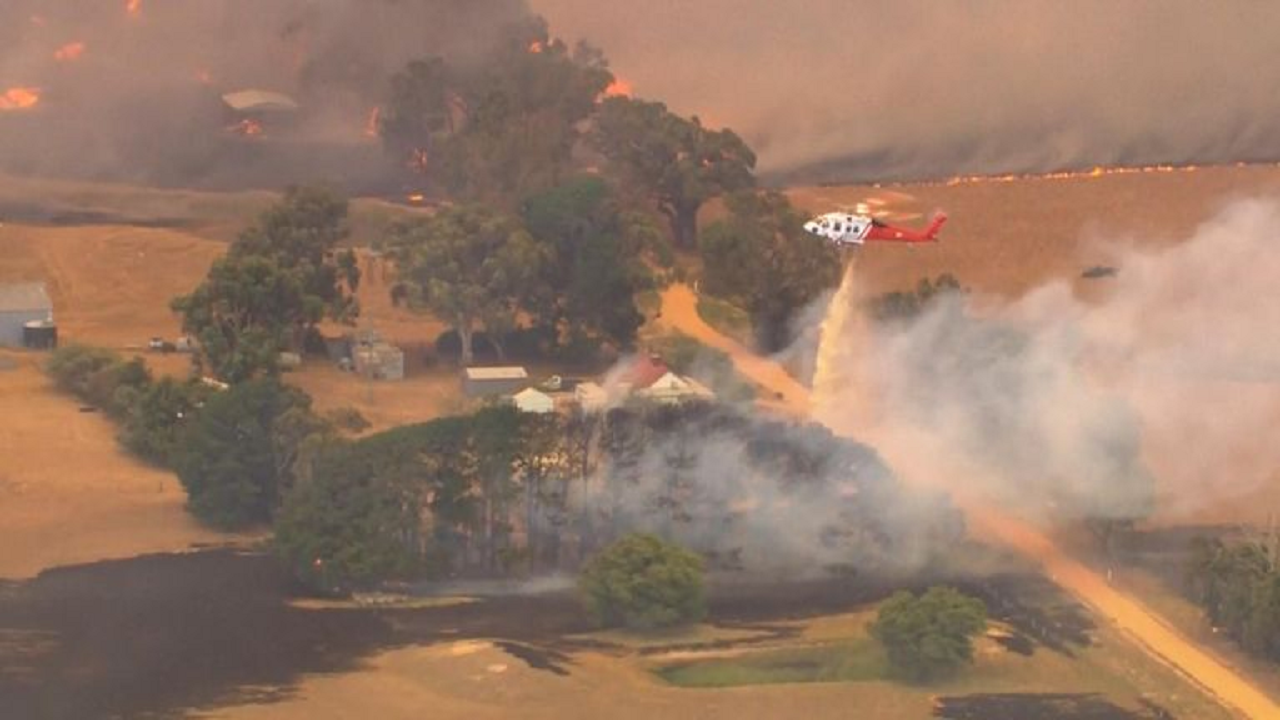 هزاران استرالیایی به دلیل آتش‌سوزی، دستور تخلیه فوری گرفتند