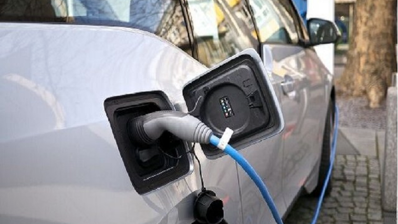 مشکلی برای تامین برق خودرو‌های برقی تا ۴۰ مگاوات وجود ندارد