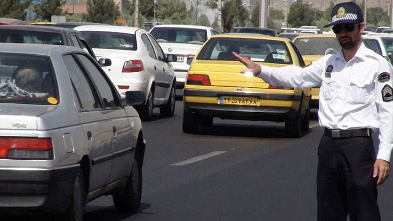 اجرای تمهیدات ترافیکی ویژه دیدار گل گهر سیرجان و نساجی مازندران