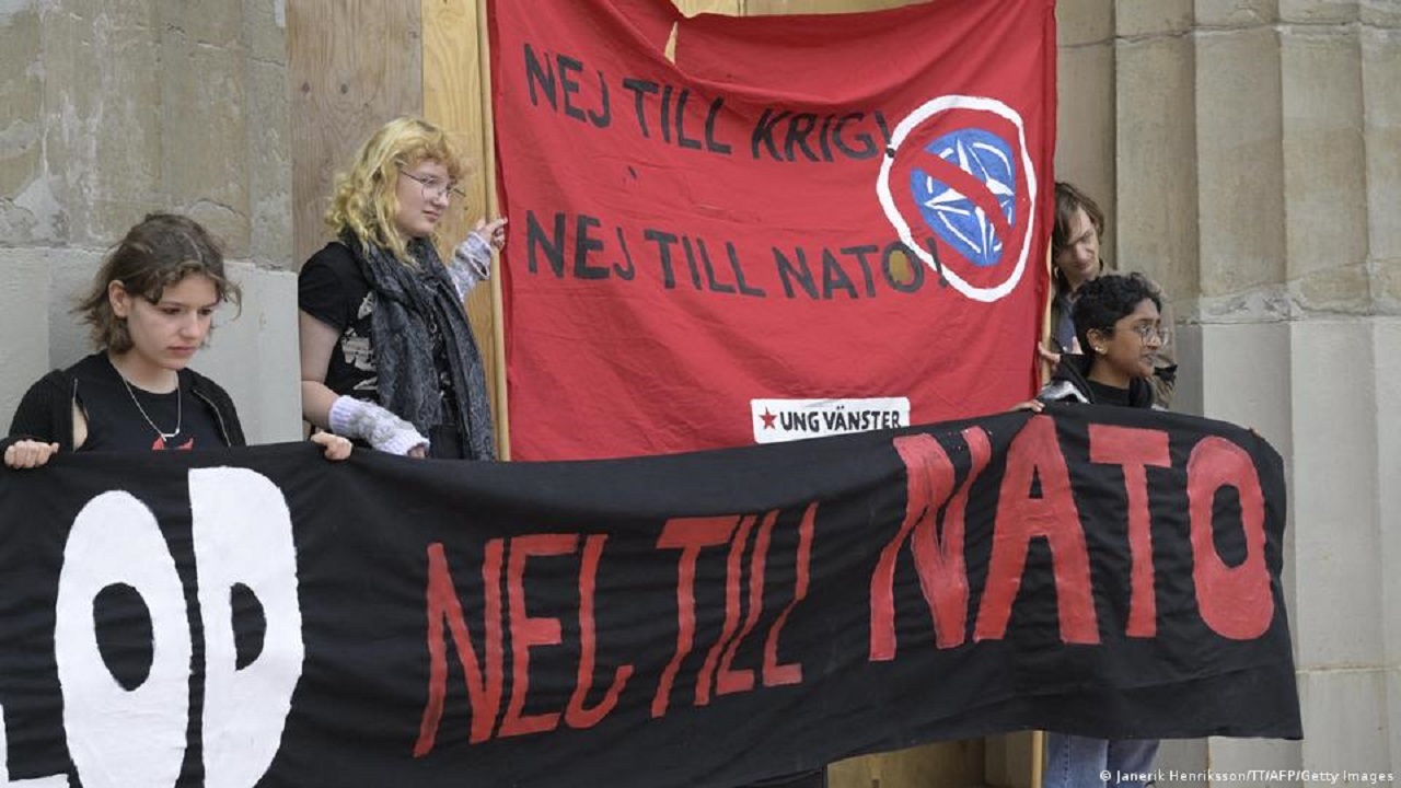 صد‌ها نفر در سوئد علیه پیوستن به ناتو تظاهرات کردند