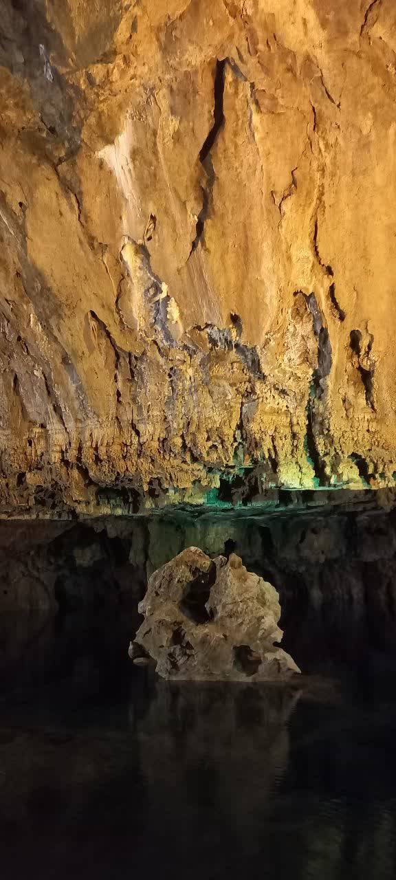 غار اعجاب انگیز