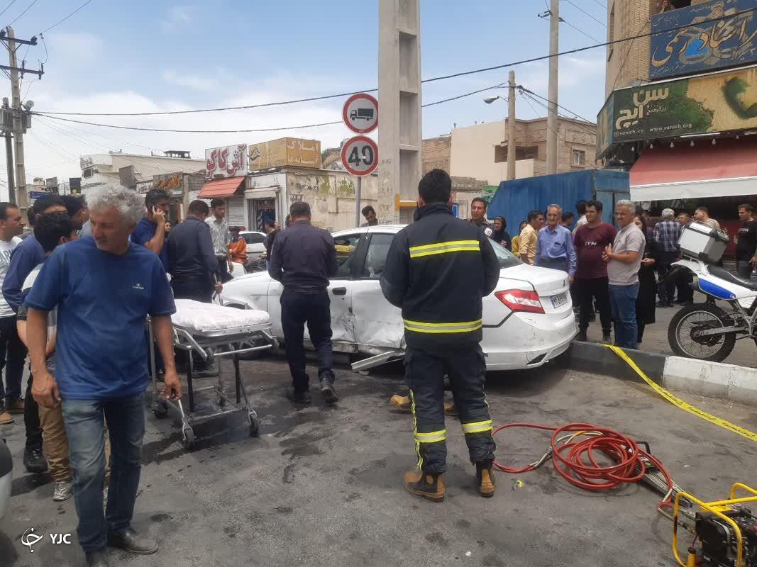 تصادف در شیراز ۵ مصدوم برجا گذاشت