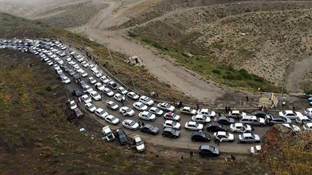 ترافیک فوق سنگین در جاده کرج - چالوس / دو طرفه شدن جاده آزادراه تهران - شمال