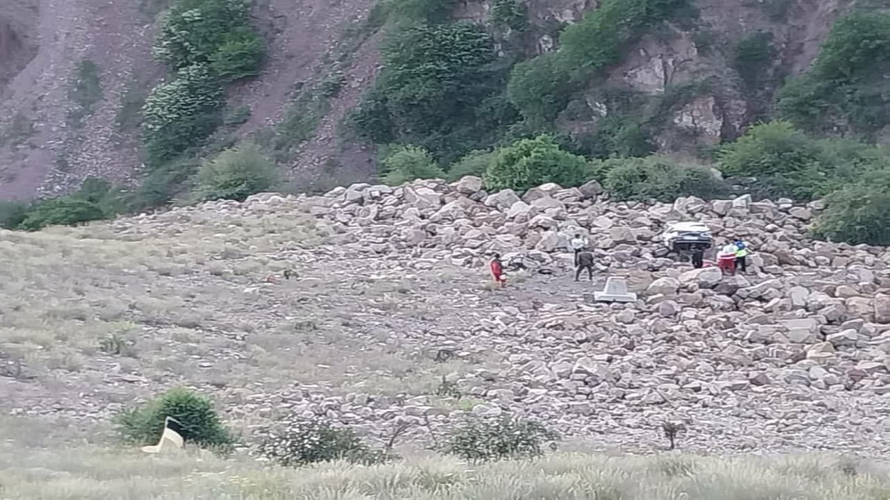 سقوط مرگبار پراید به دره در سوادکوه