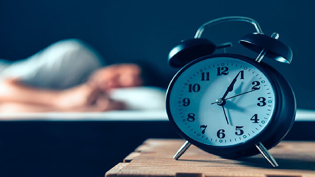 ۸ دلیلی که باعث بی‌خوابی شما می‌شود