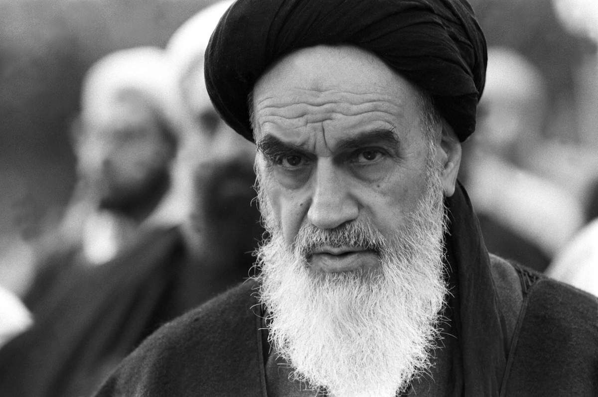 دعای زیبای امام خمینی(ره) برای ایران + فیلم