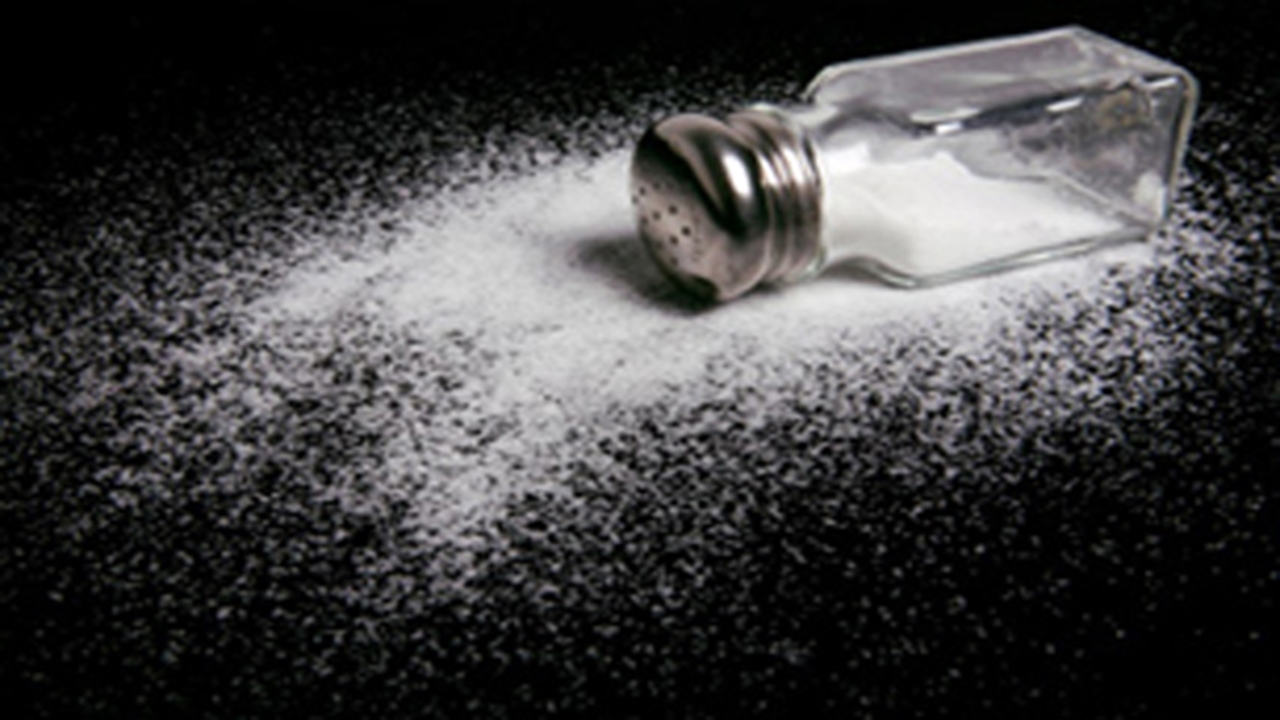 مصرف نمک را کم کنیم