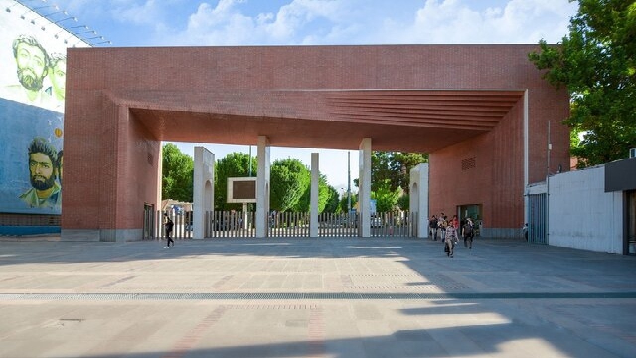 دانشجویان شریف در مدرسه تابستانه هوافضا دانشگاه بائومان پذیرش می شوند
