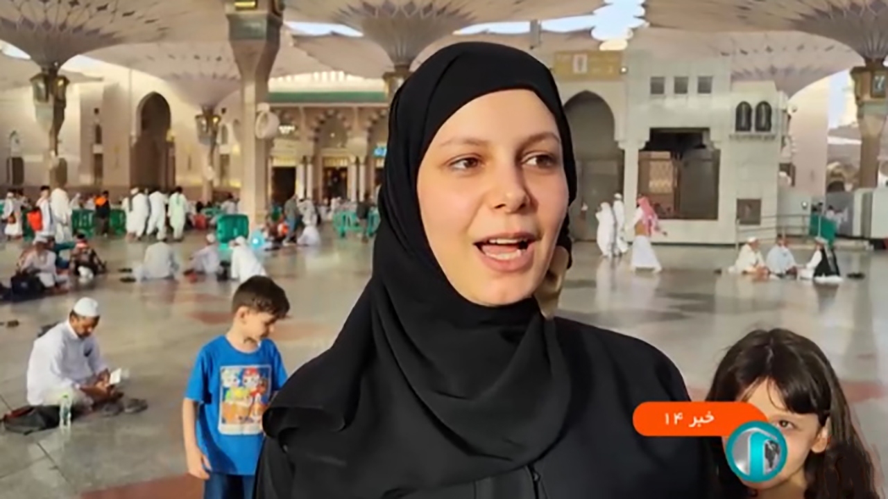 زنان مسلمانی که امسال در مراسم حج شرکت کردند + فیلم