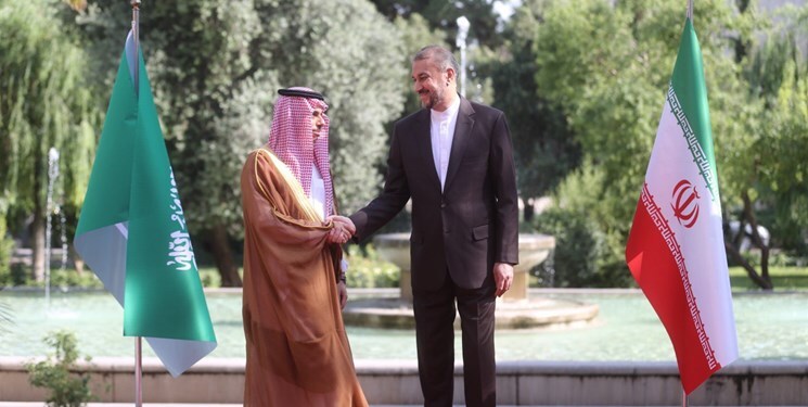 وزیر خارجه عربستان در ایران