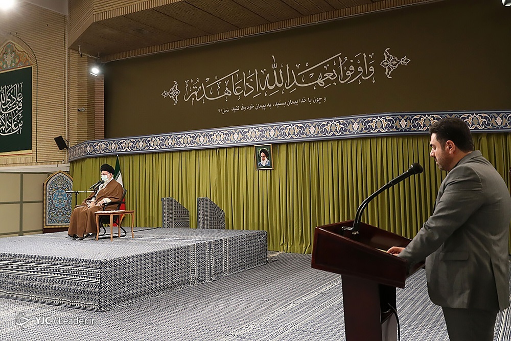 دیدار نمایندگان دوره یازدهم مجلس شورای اسلامی با رهبر انقلاب