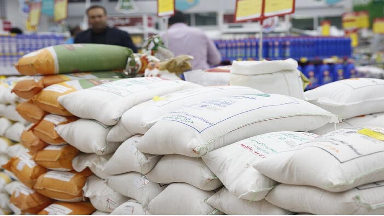 صادرات ۲۱ تن برنج از بندر نوشهر