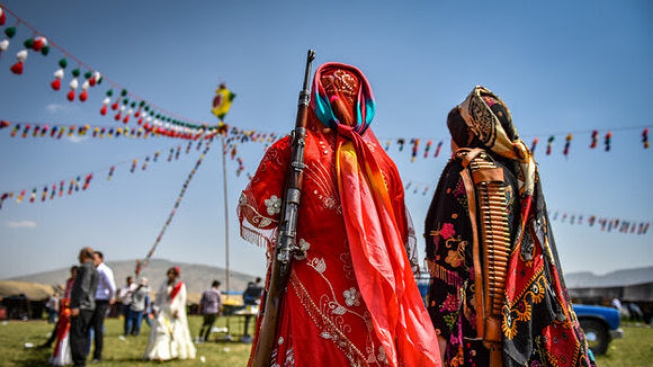 پوشاک سنتی زنان قشقایی؛ تجلی هنر و اصالت