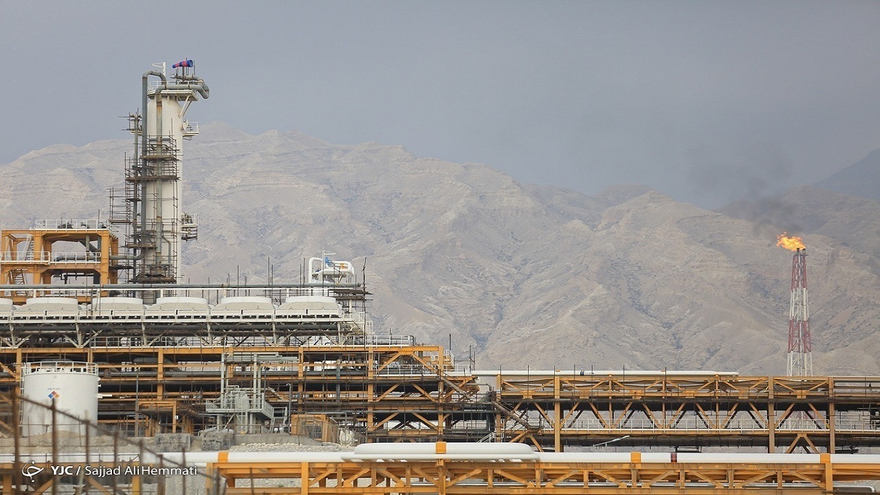 جمع‌آوری گاز‌های همراهِ نفت در خوزستان تا ۳ سال آینده