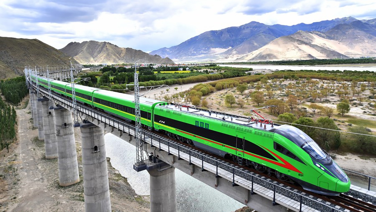 چین در حال ساخت قطار سوپرسونیک + فیلم