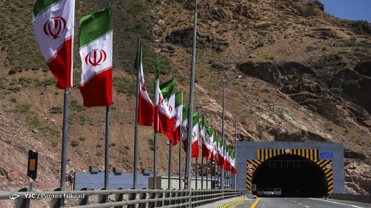 آزاد راه تهران_ شمال با اختصاص سالانه 10 هزار میلیارد تومان 6 ساله به اتمام می رسد