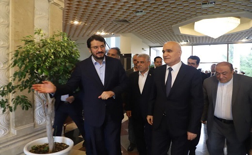 استقبال وزیر راه از معاون نخست وزیر آذربایجان در آستارا