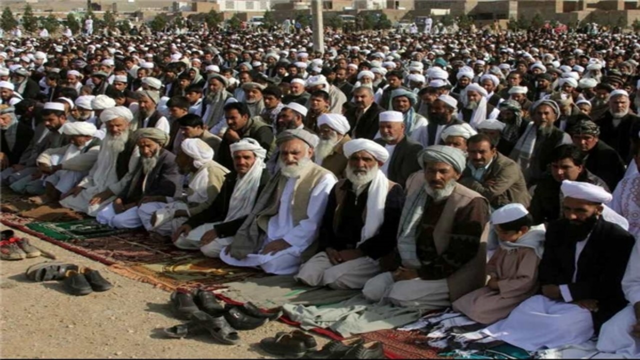 نماز عید همدلی افغانستانی ها + فیلم