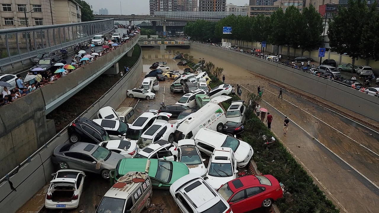 ۱۰ کشته بر اثر بارش شدید باران در شمال چین
