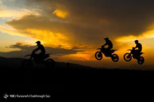 مسابقات قهرمانی موتور کراس جام منتظران در شیراز