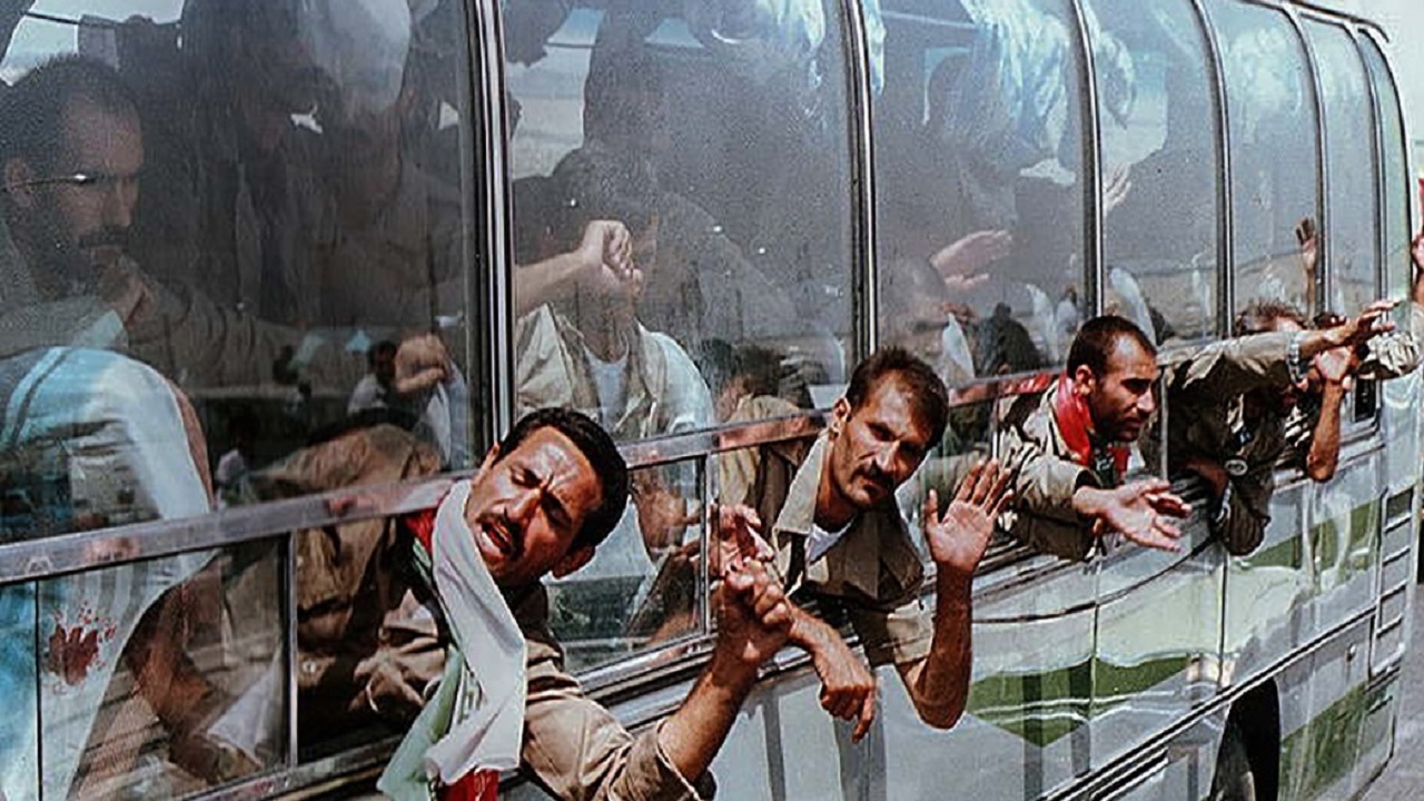 مراسم نمادین استقبال از آزادگان سرافراز در شهرضا + فیلم
